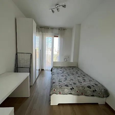 Paul House * Milaan